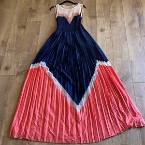 BCBGMaxAzria Sleeveless Maxi Dress - Sz XS